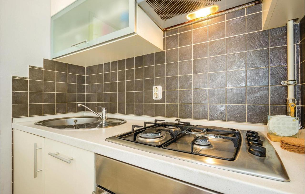 1 Bedroom Amazing Apartment In Fiume Esterno foto