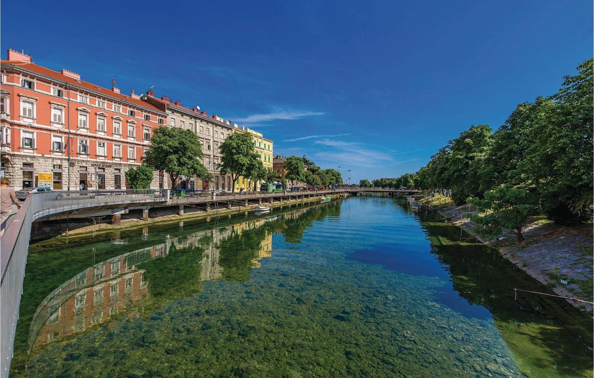 1 Bedroom Amazing Apartment In Fiume Esterno foto